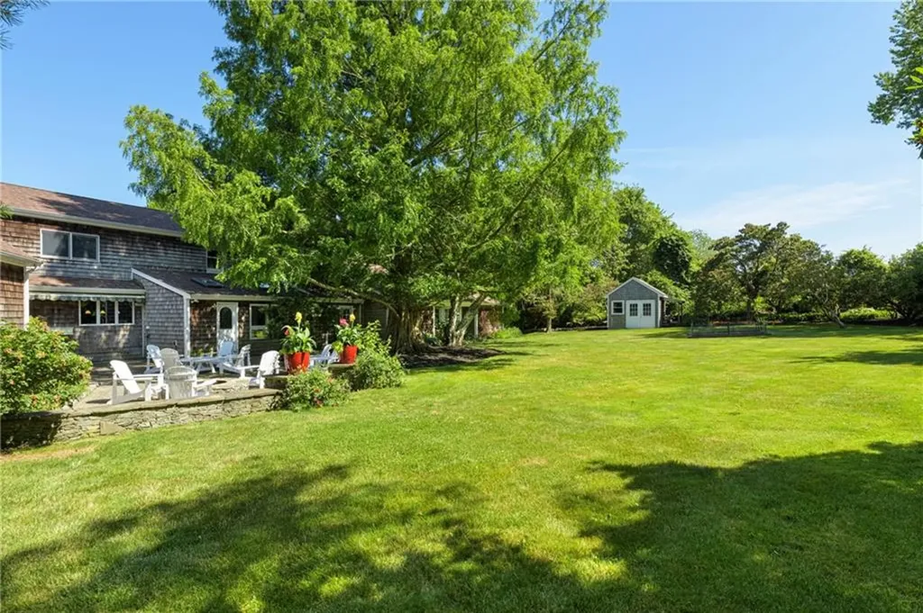 297 Black Point Lane Portsmouth RI 02871
