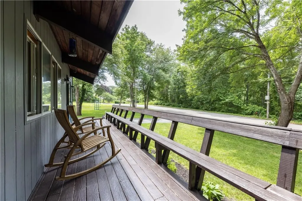 1 Castle Way Westerly RI 02891