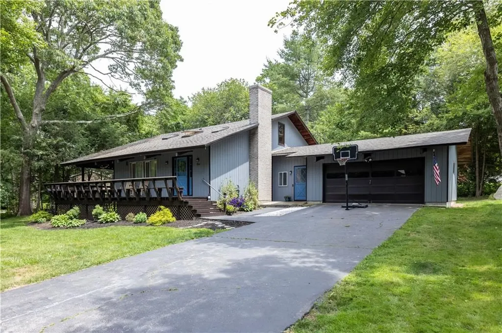 1 Castle Way Westerly RI 02891