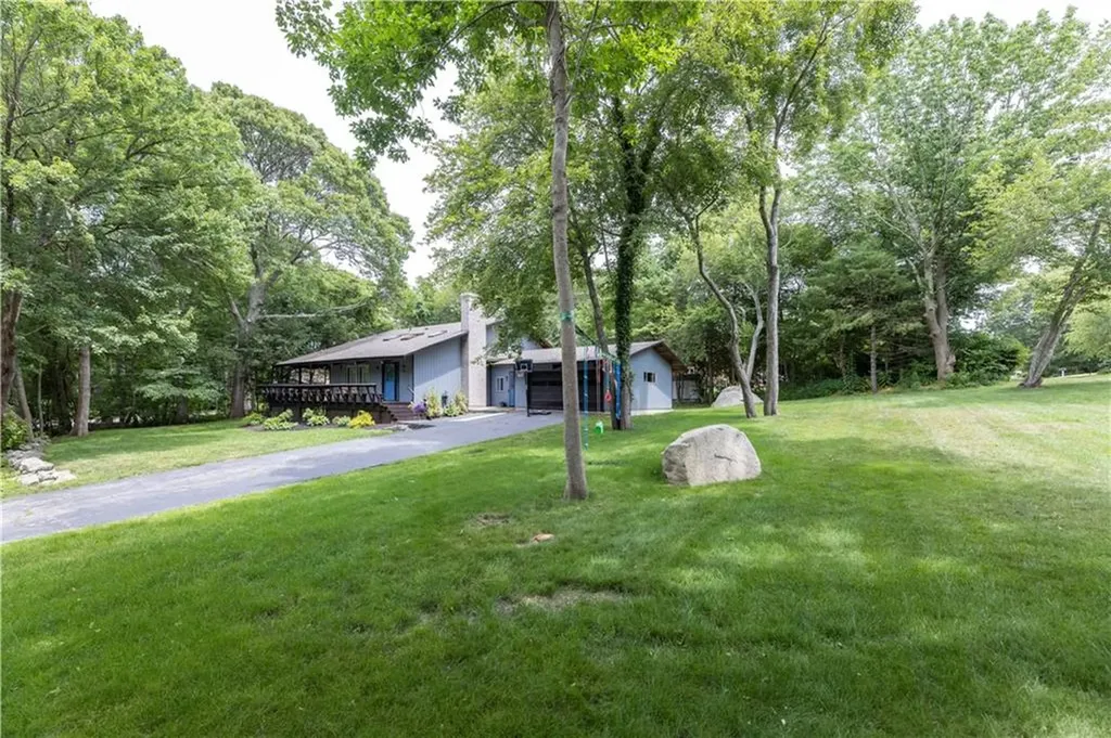 1 Castle Way Westerly RI 02891
