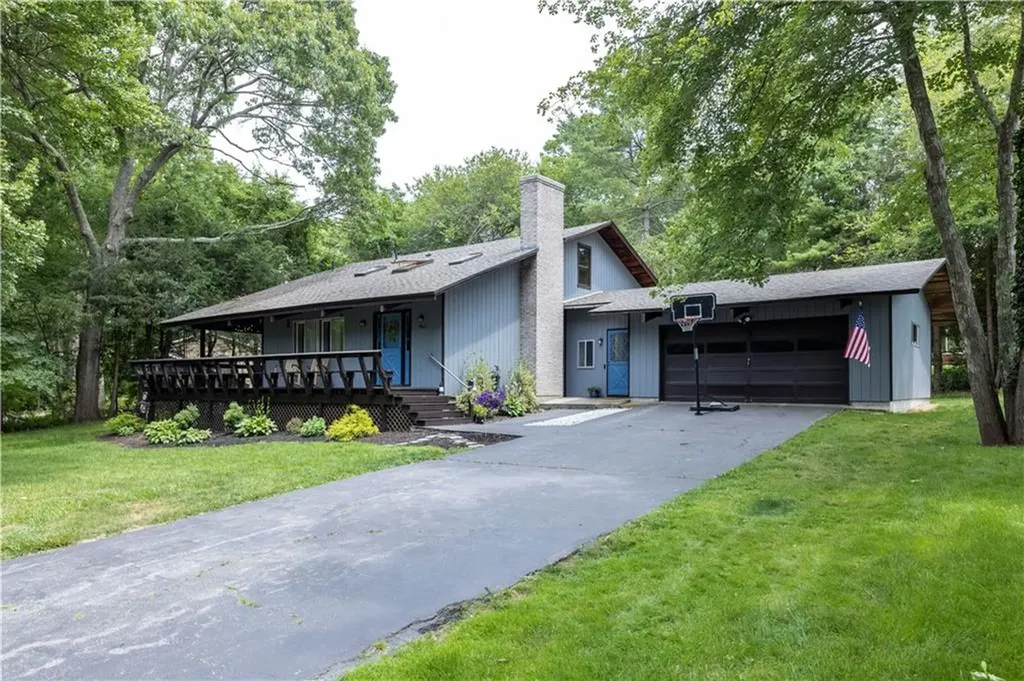1 Castle Way Westerly RI 02891
