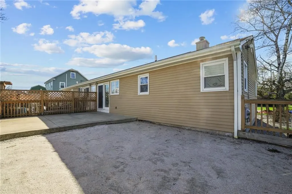 29 Holly Street Cranston RI 02910
