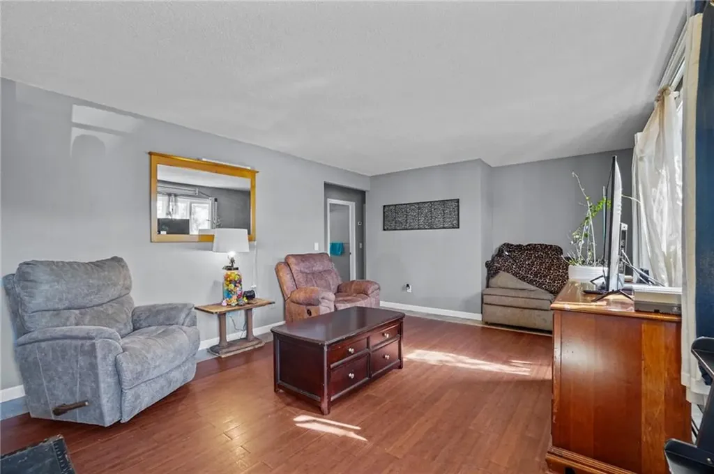 29 Holly Street Cranston RI 02910