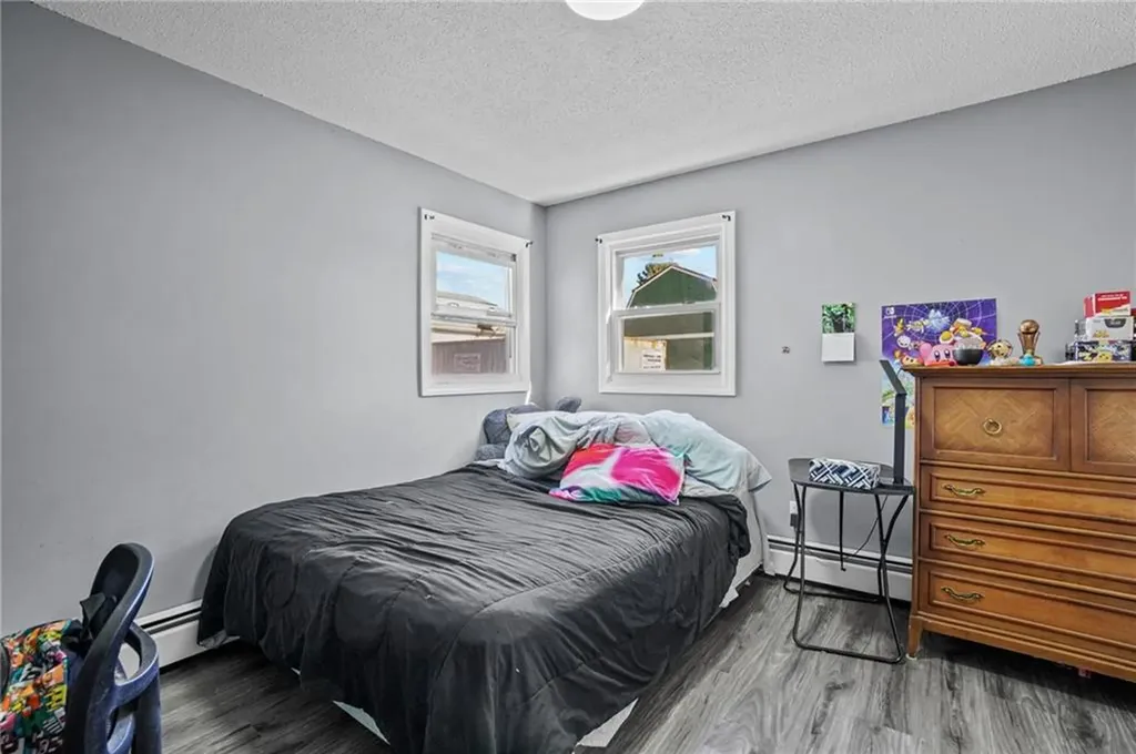 29 Holly Street Cranston RI 02910