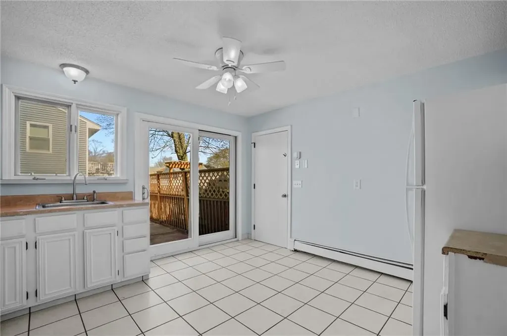 29 Holly Street Cranston RI 02910