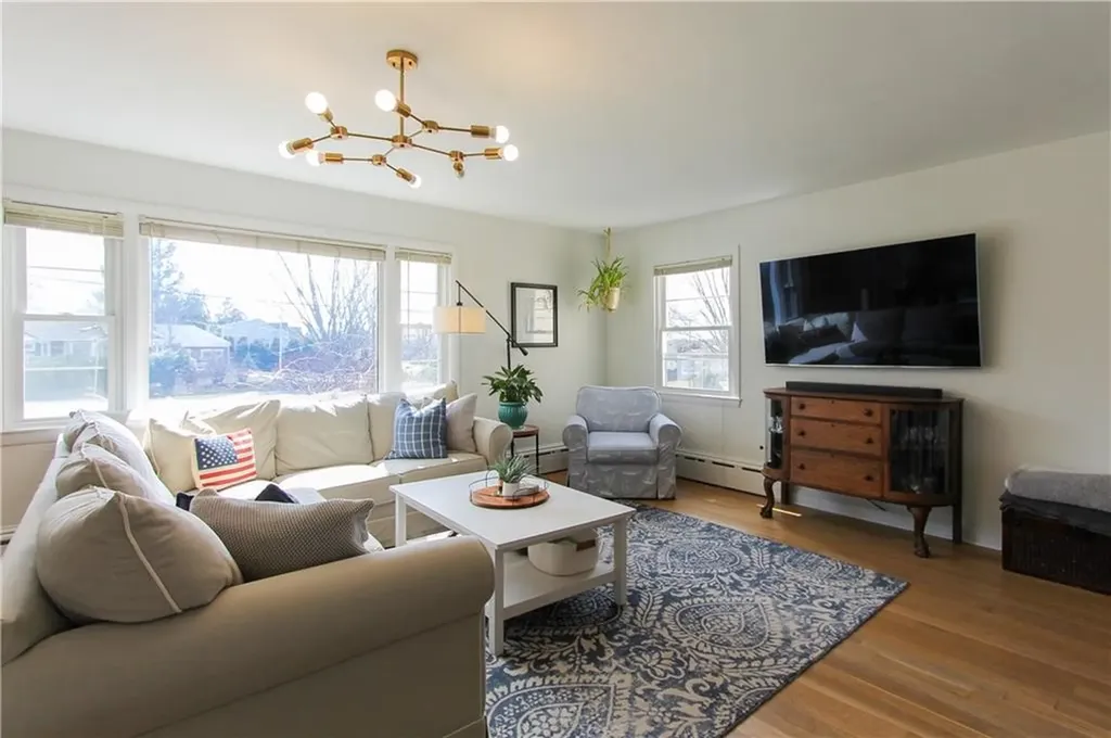 88 Newport Avenue Middletown RI 02842