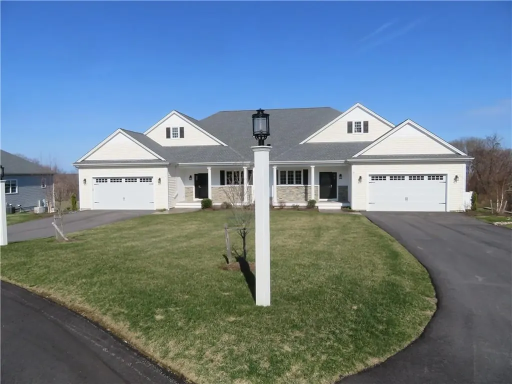 82 Joseph Court North Kingstown RI 02874