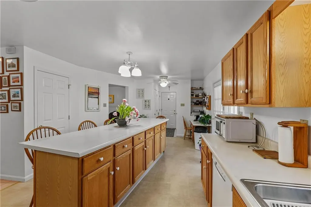 1 Del Bonis Drive Richmond RI 02892