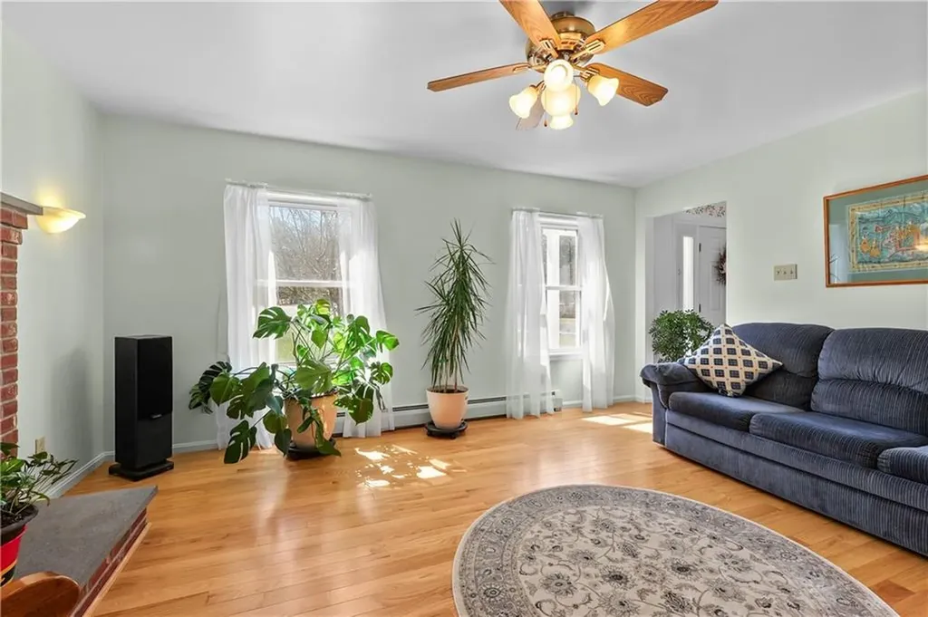 1 Del Bonis Drive Richmond RI 02892