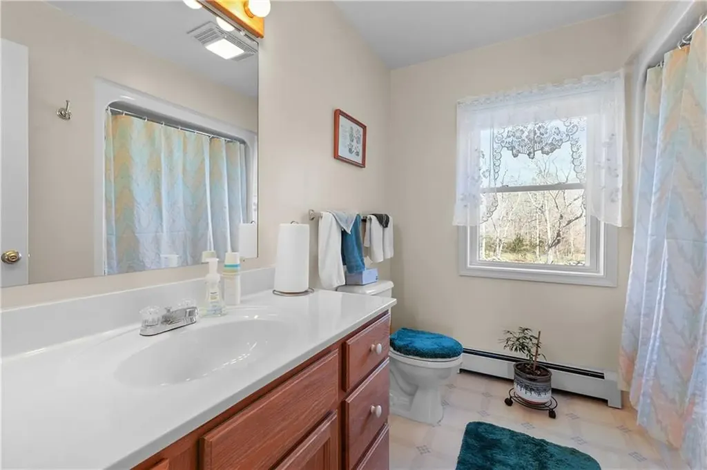 1 Del Bonis Drive Richmond RI 02892