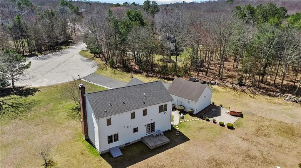 1 Del Bonis Drive Richmond RI 02892
