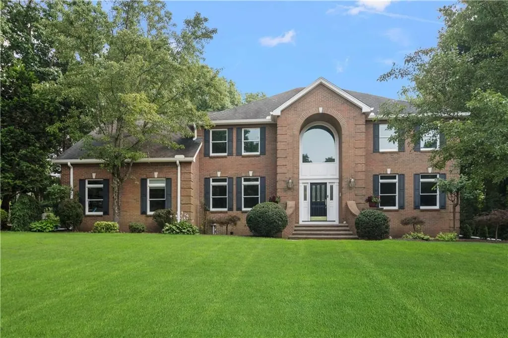 15 Preakness Drive Lincoln RI 02865