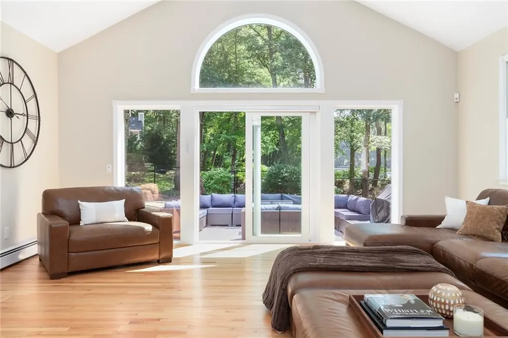 15 Preakness Drive Lincoln RI 02865