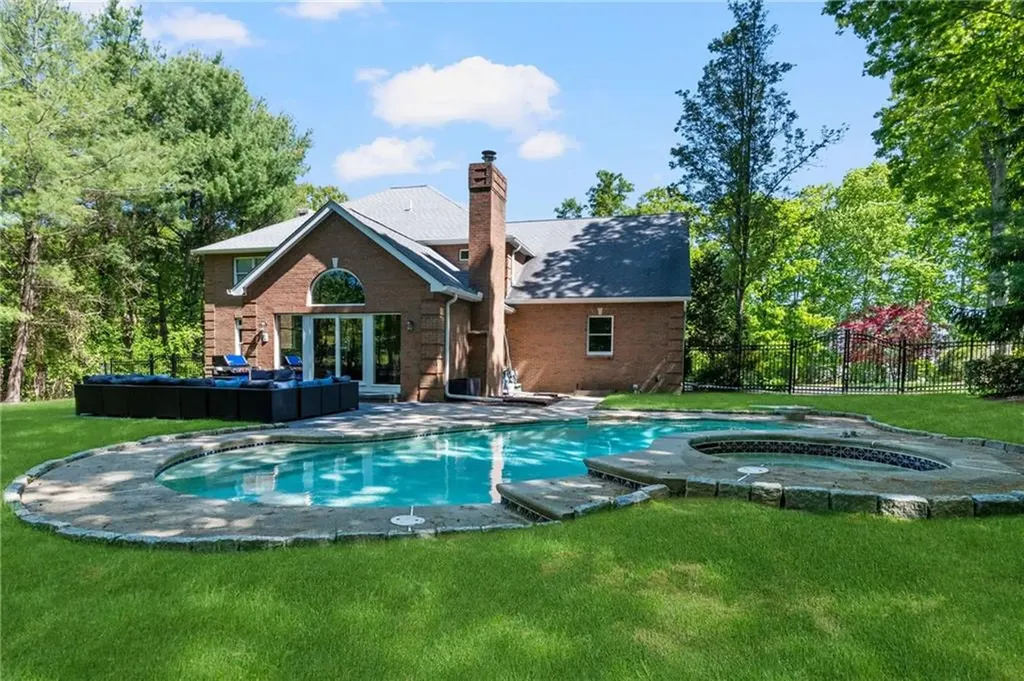 15 Preakness Drive Lincoln RI 02865
