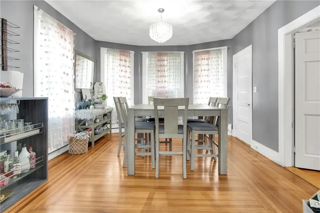 63 Park Avenue Cranston RI 02905