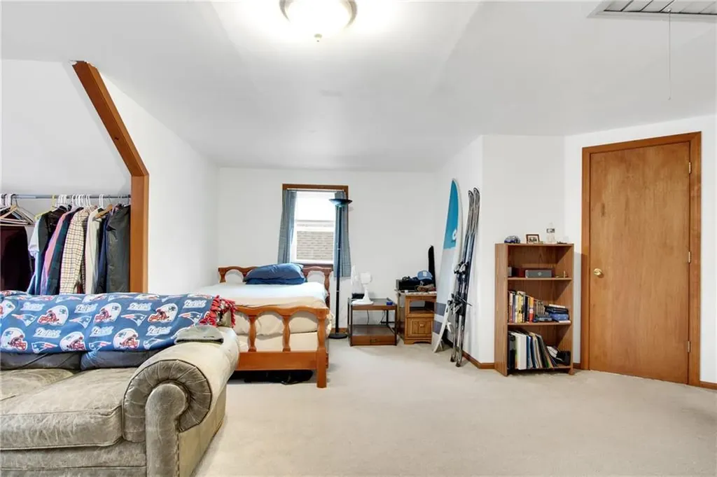 63 Park Avenue Cranston RI 02905