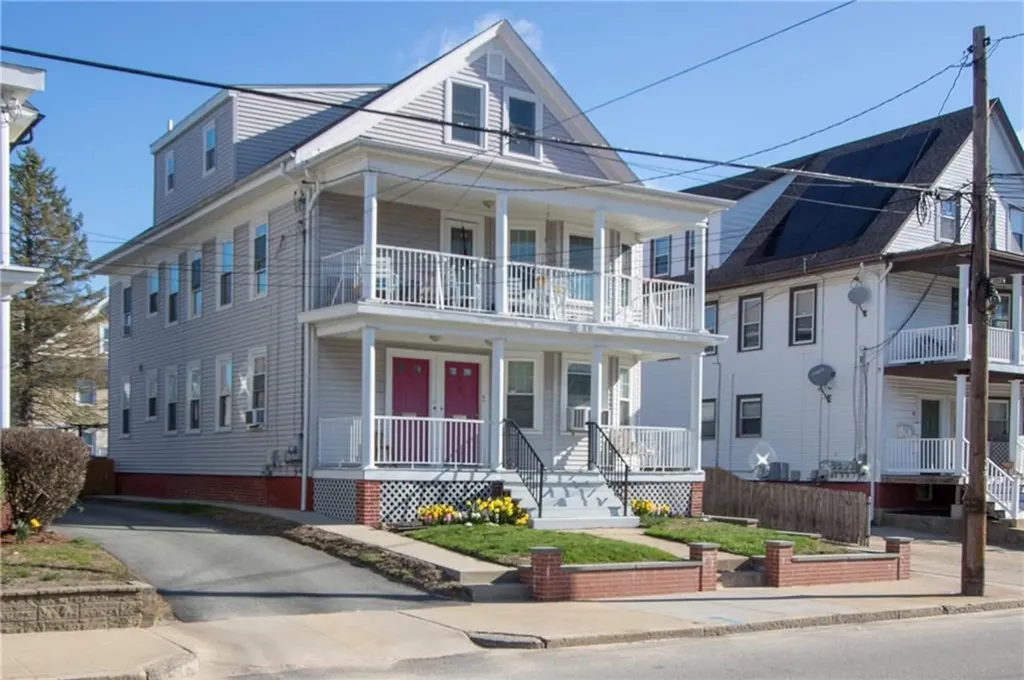 63 Park Avenue Cranston RI 02905