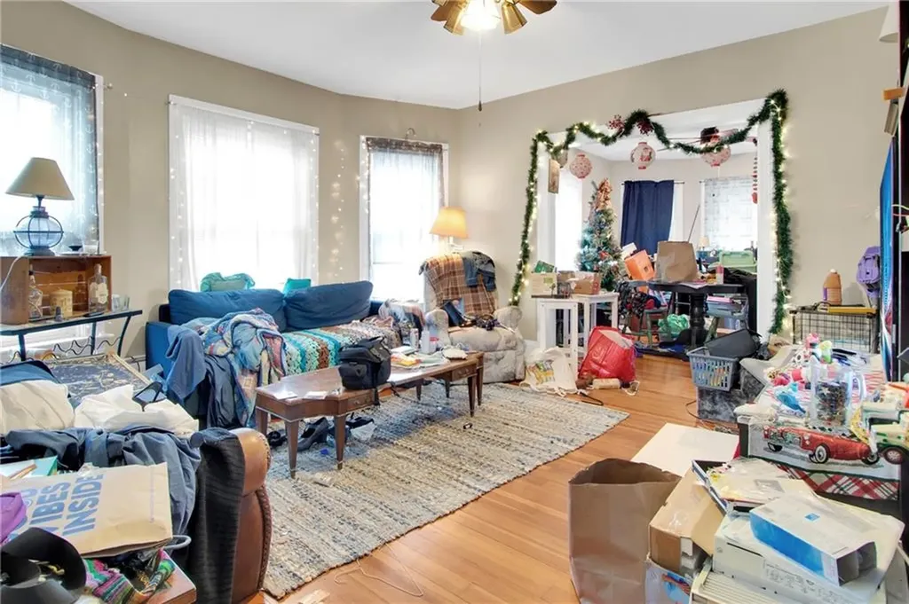 63 Park Avenue Cranston RI 02905