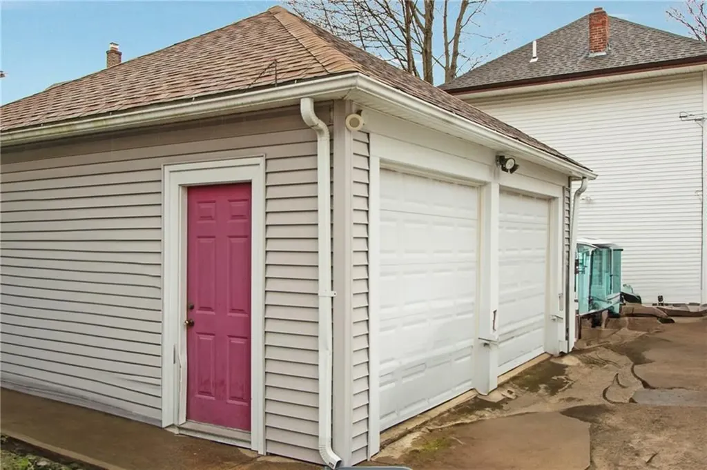63 Park Avenue Cranston RI 02905