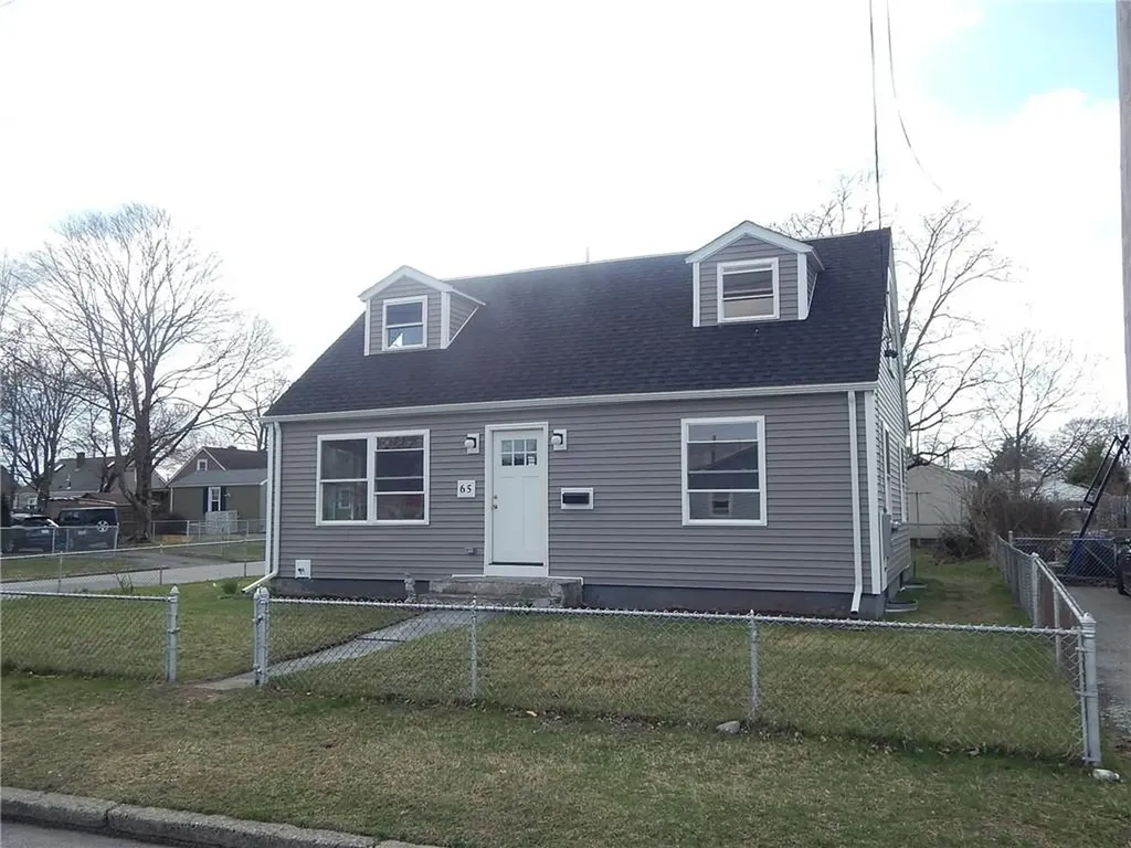 65 Byron Avenue Pawtucket RI 02861