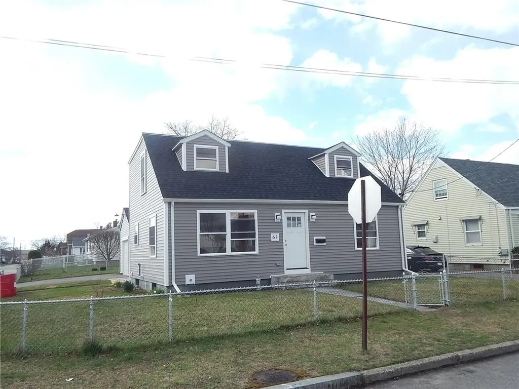 65 Byron Avenue Pawtucket RI 02861