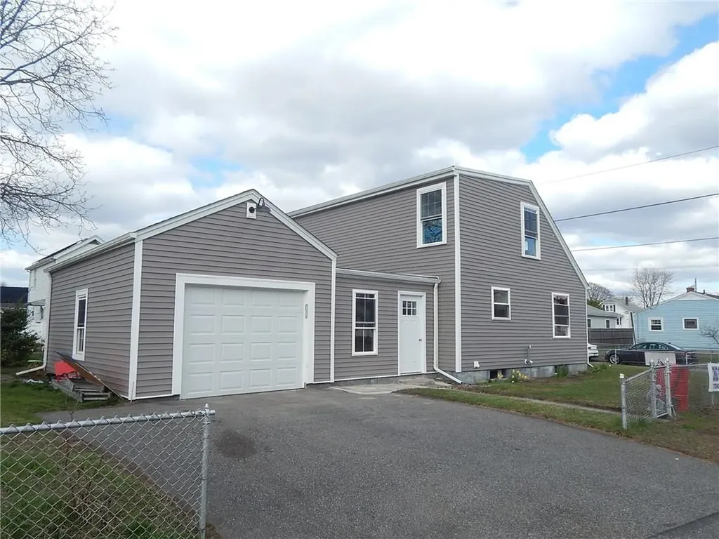 65 Byron Avenue Pawtucket RI 02861
