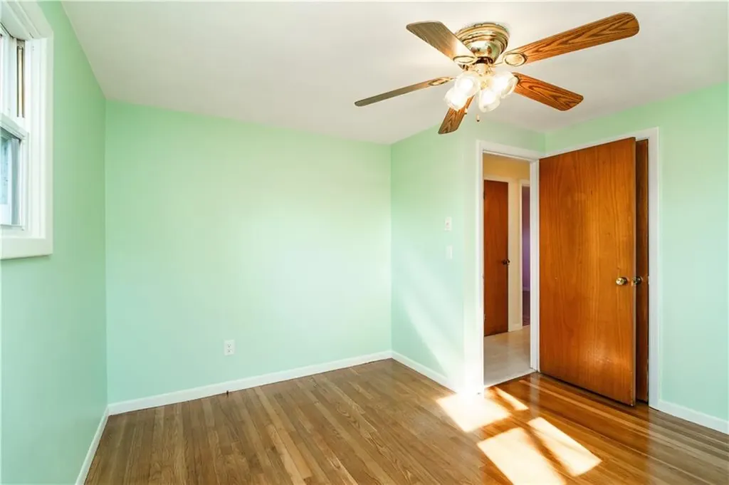 112 Brookwood Road Warwick RI 02889