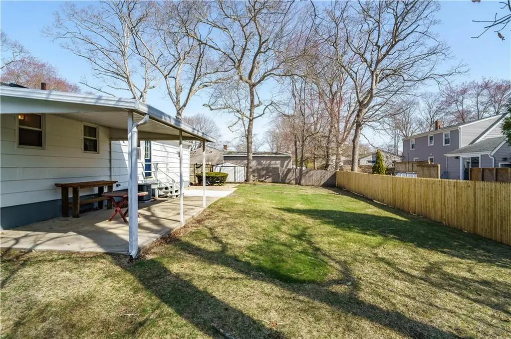 112 Brookwood Road Warwick RI 02889