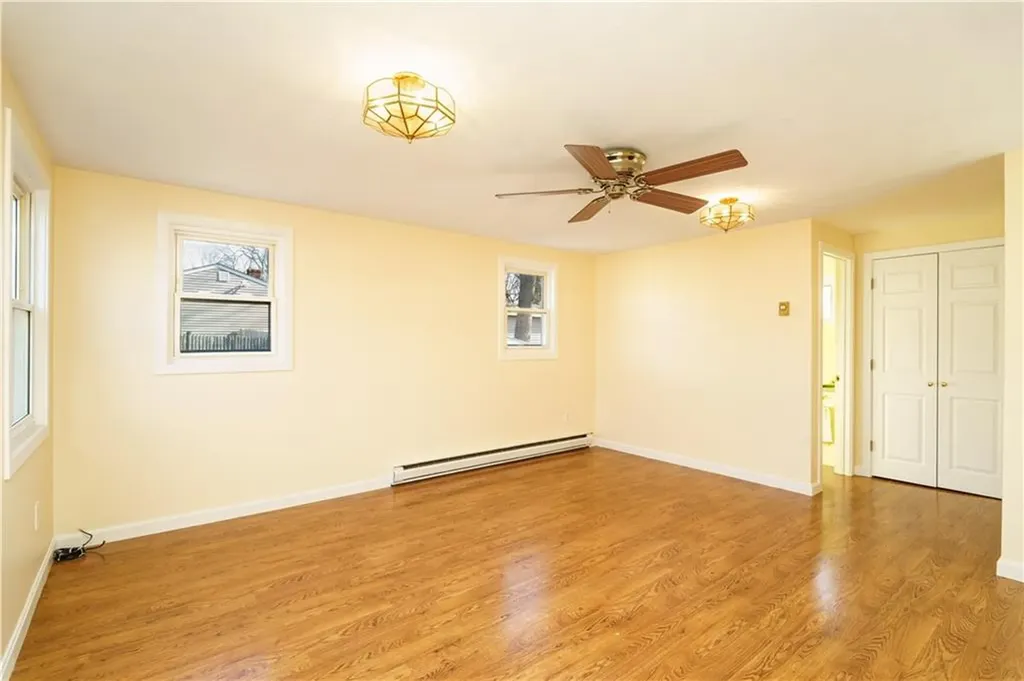 112 Brookwood Road Warwick RI 02889