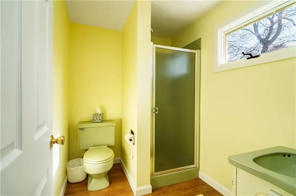 112 Brookwood Road Warwick RI 02889