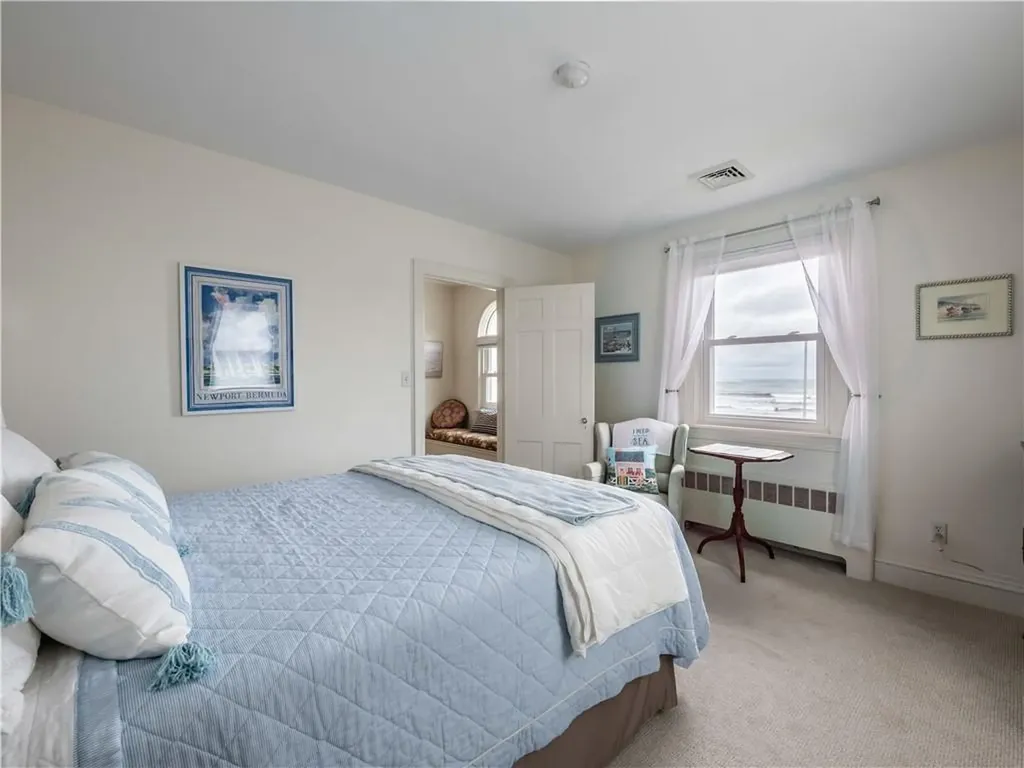 132 Memorial Boulevard Newport RI 02840
