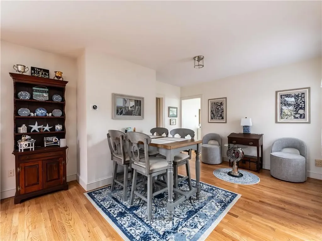 132 Memorial Boulevard Newport RI 02840