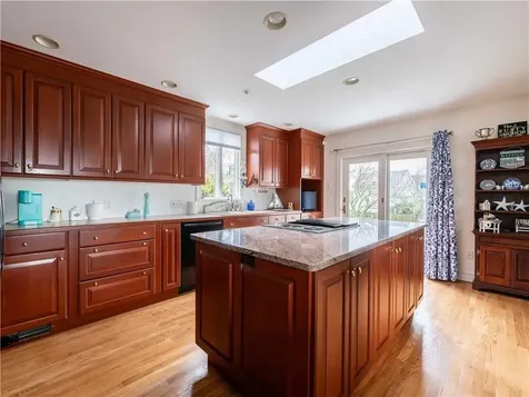 132 Memorial Boulevard Newport RI 02840