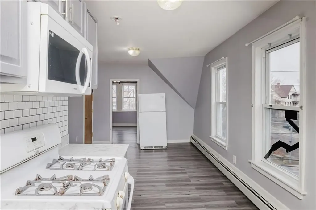6 Bennett Street Woonsocket RI 02895