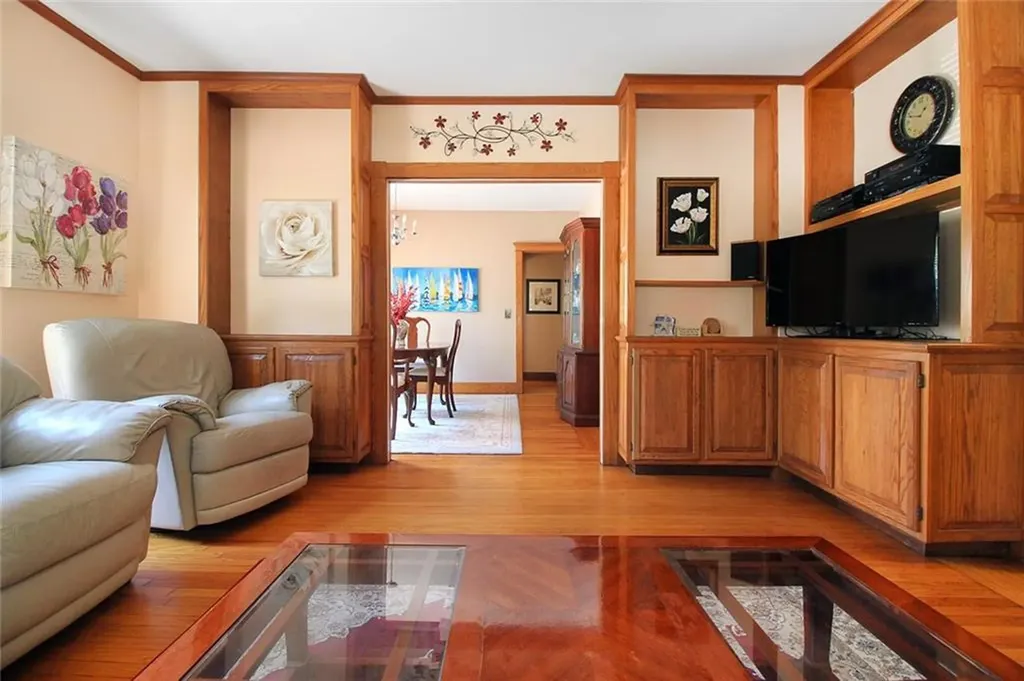 53 Carroll Avenue Newport RI 02840