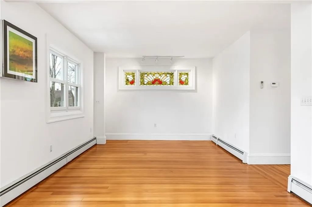 214 Rochambeau Avenue Providence RI 02906