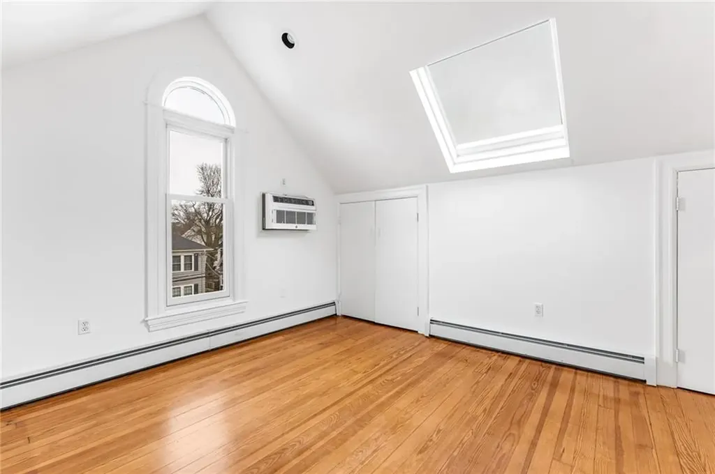 214 Rochambeau Avenue Providence RI 02906