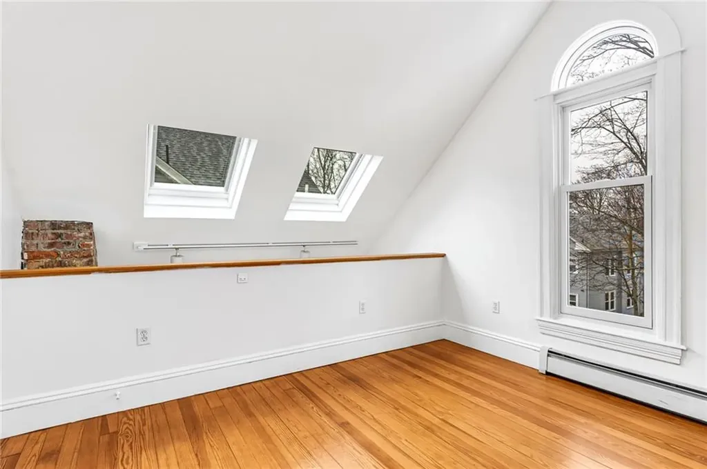 214 Rochambeau Avenue Providence RI 02906