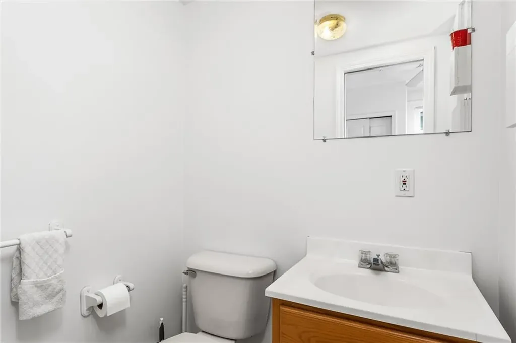 214 Rochambeau Avenue Providence RI 02906