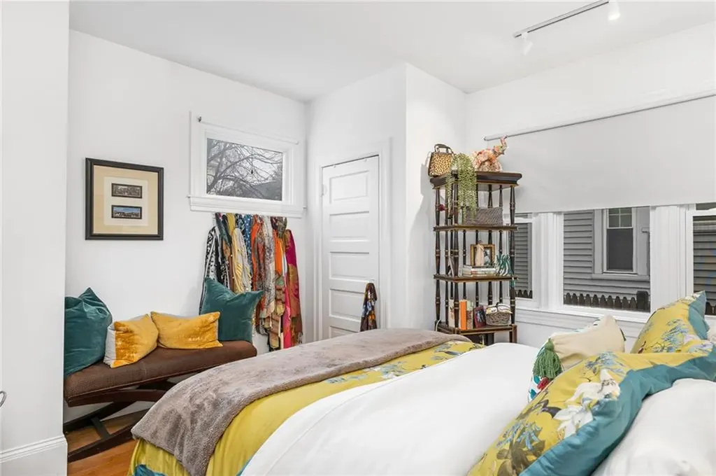 214 Rochambeau Avenue Providence RI 02906
