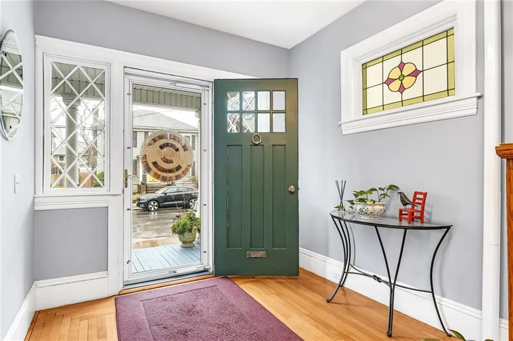 214 Rochambeau Avenue Providence RI 02906