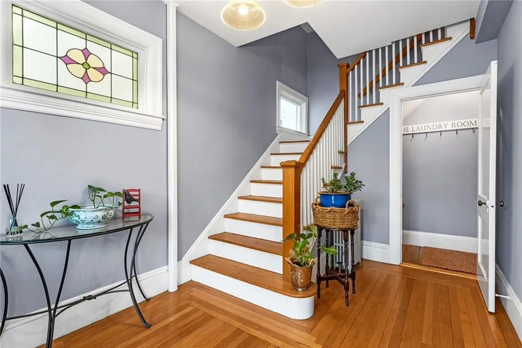 214 Rochambeau Avenue Providence RI 02906