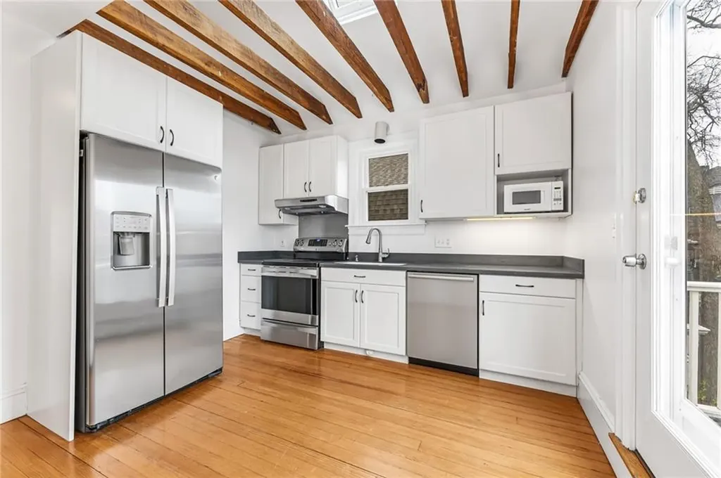 214 Rochambeau Avenue Providence RI 02906