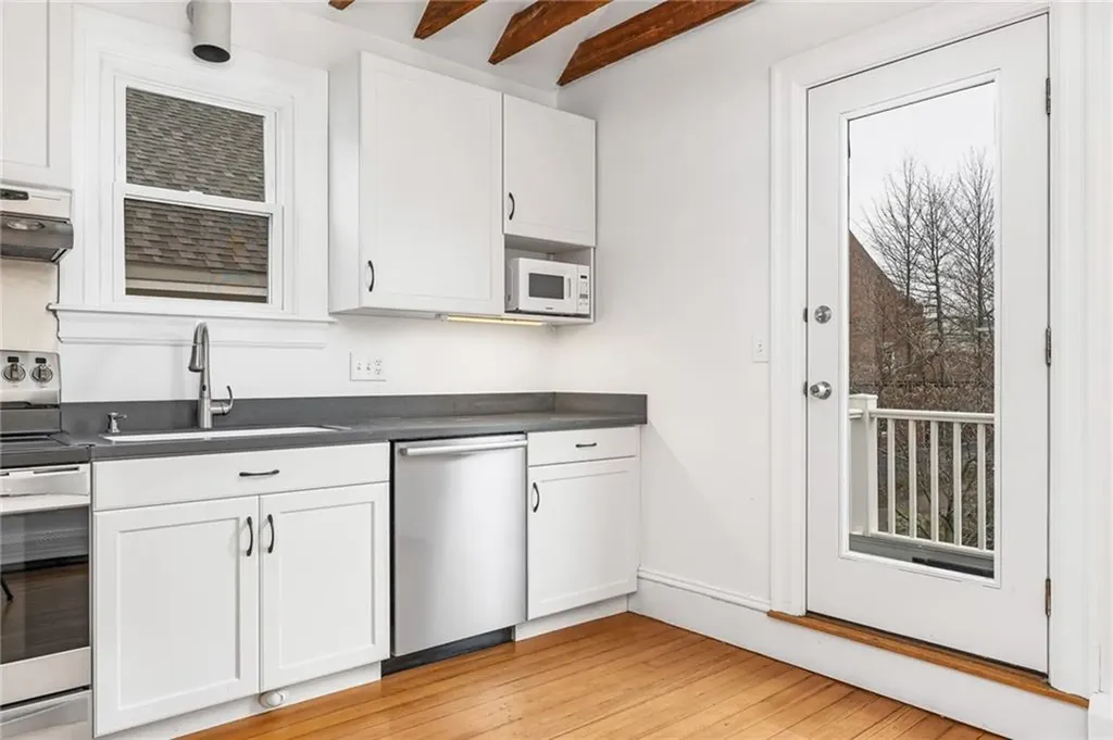 214 Rochambeau Avenue Providence RI 02906