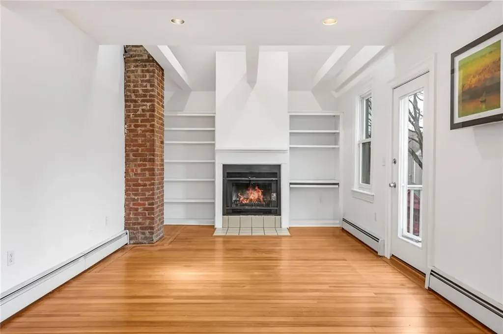 214 Rochambeau Avenue Providence RI 02906