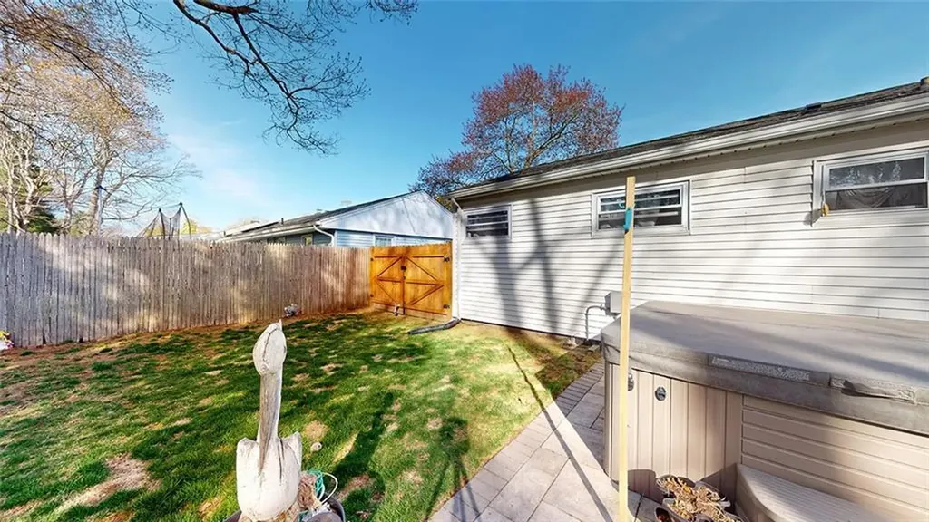 51 New Britain Drive Warwick RI 02889