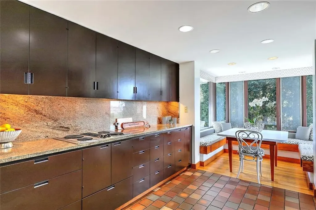 119 Adams Point Road Barrington RI 02806