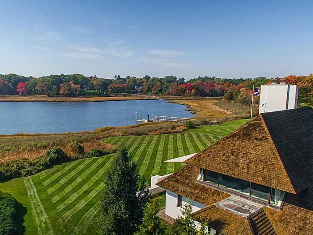 119 Adams Point Road Barrington RI 02806