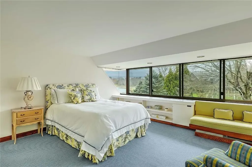 119 Adams Point Road Barrington RI 02806