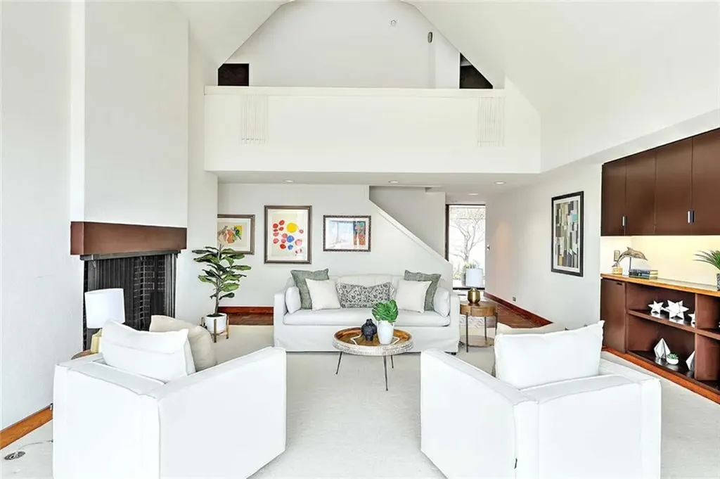 119 Adams Point Road Barrington RI 02806